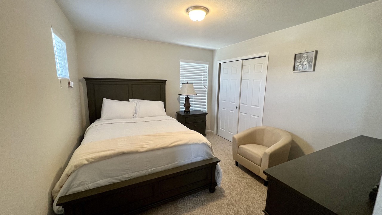 Photo of Bedroom in Dupont