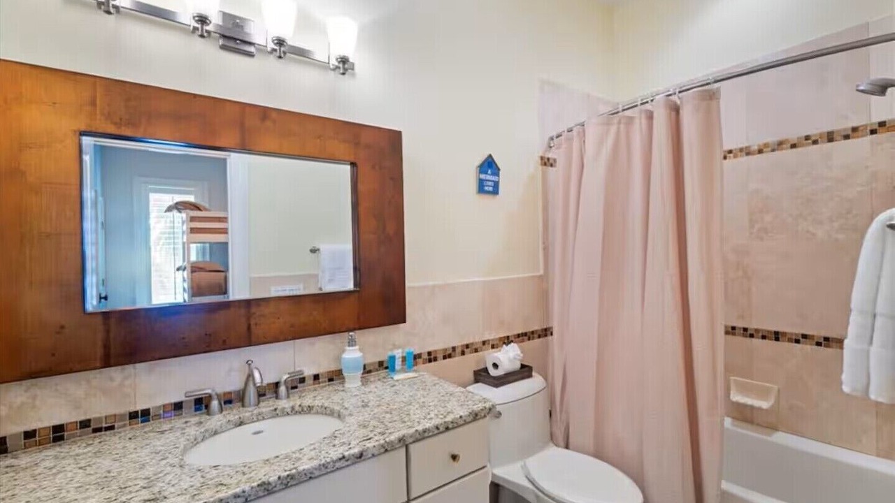 Photo of Bathroom in Demere Park