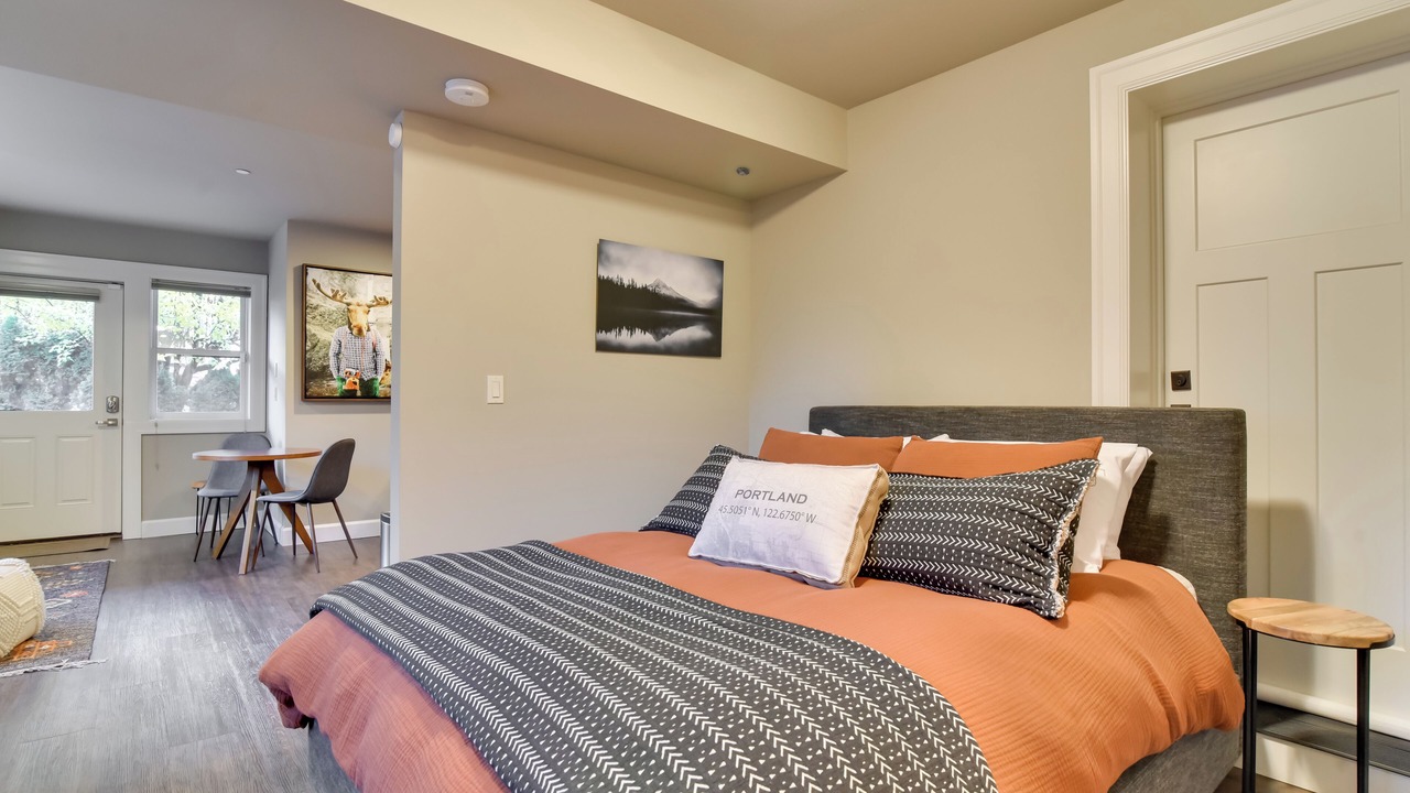 Photo of Bedroom in Goose Hollow
