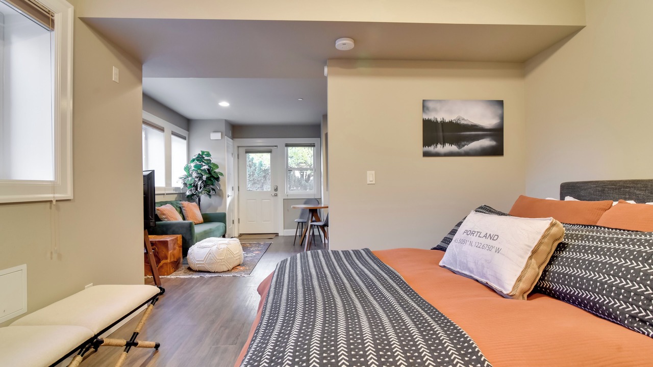 Photo of Bedroom in Goose Hollow