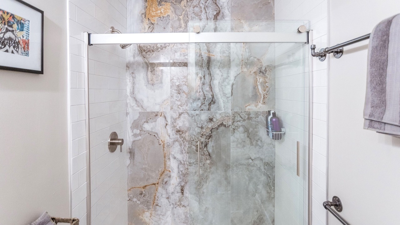 Photo of Bathroom in Weinland Park