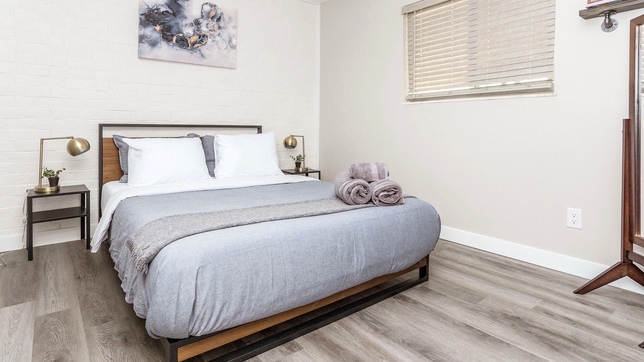 Photo of Bedroom in Weinland Park