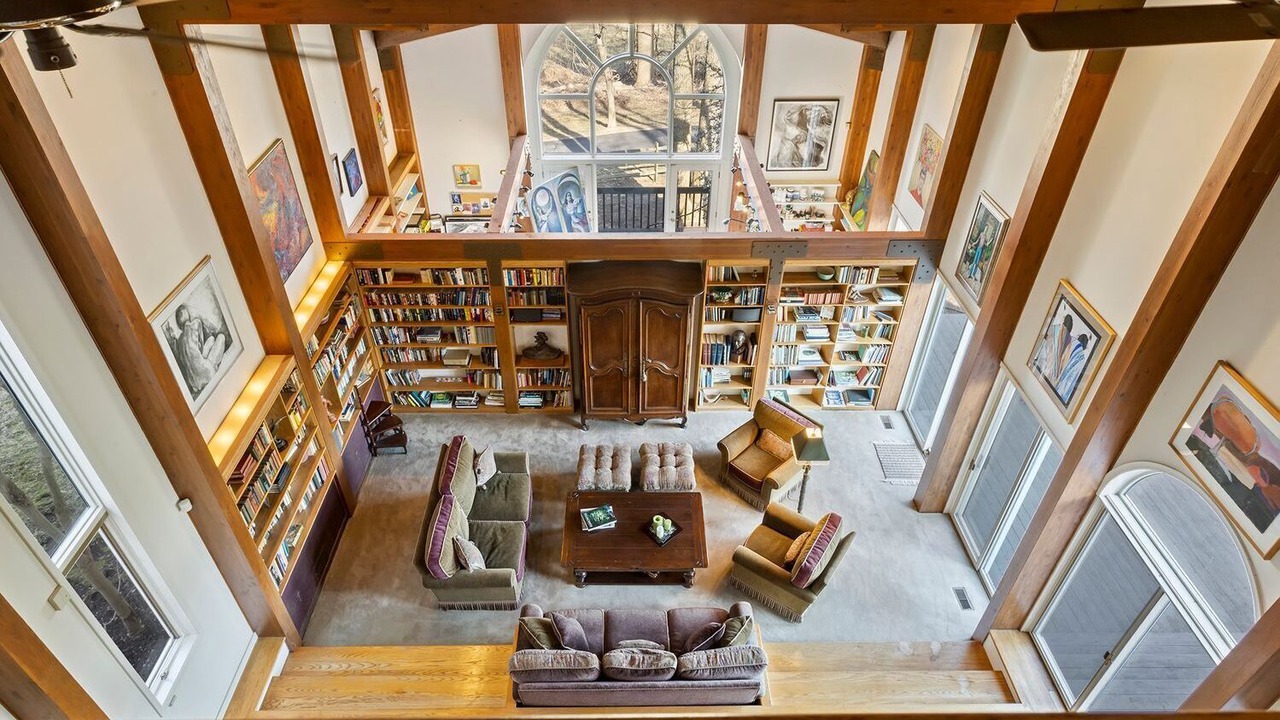 Photo of Livingroom in Valley Forge