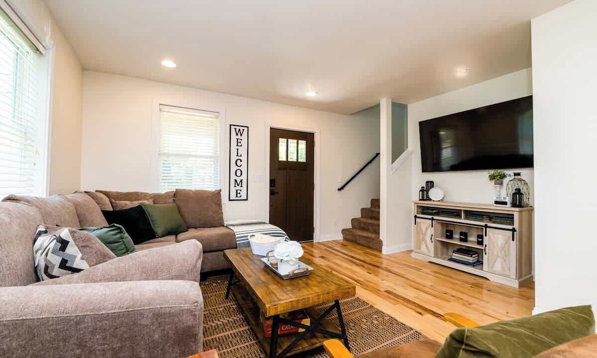 Photo of Livingroom in Three Oaks