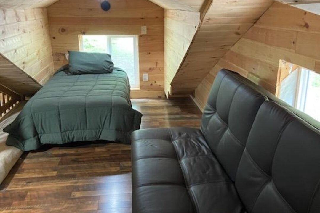 Photo of Bedroom in Town of Amboy