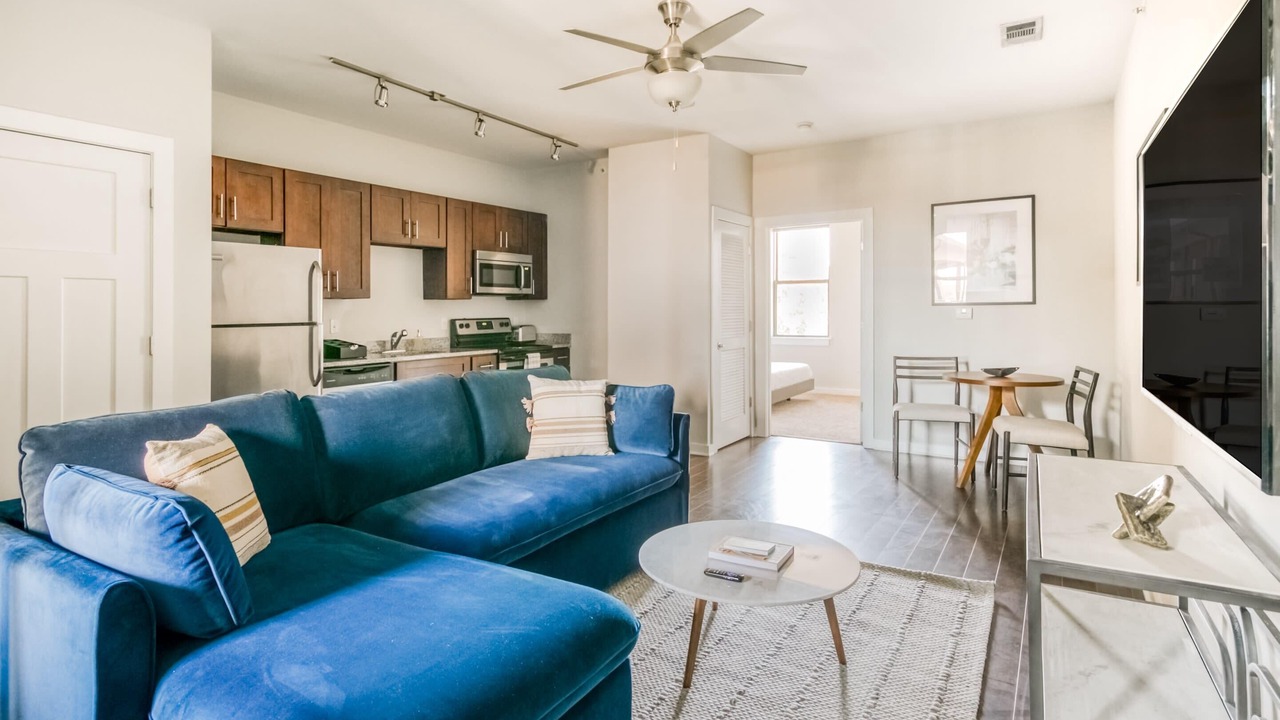 Photo of Livingroom in Music Row
