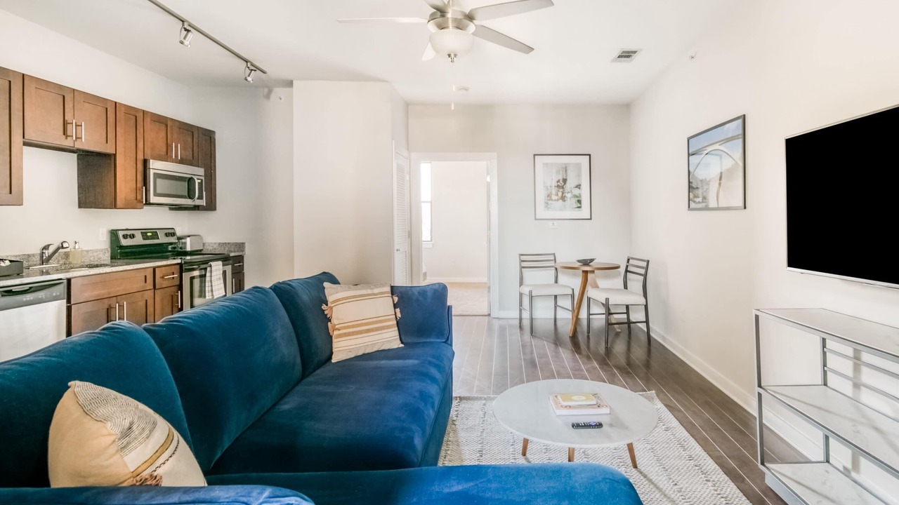Photo of Livingroom in Music Row