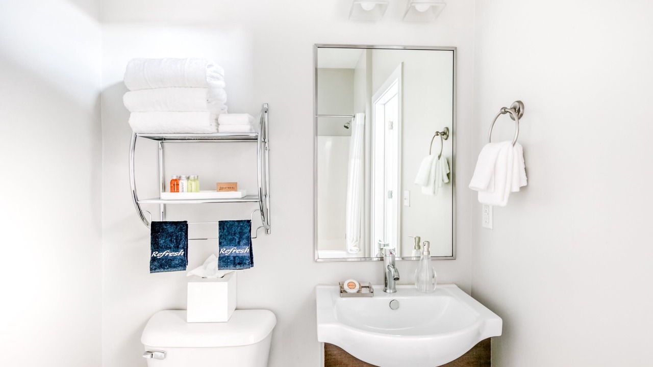 Photo of Bathroom in Music Row