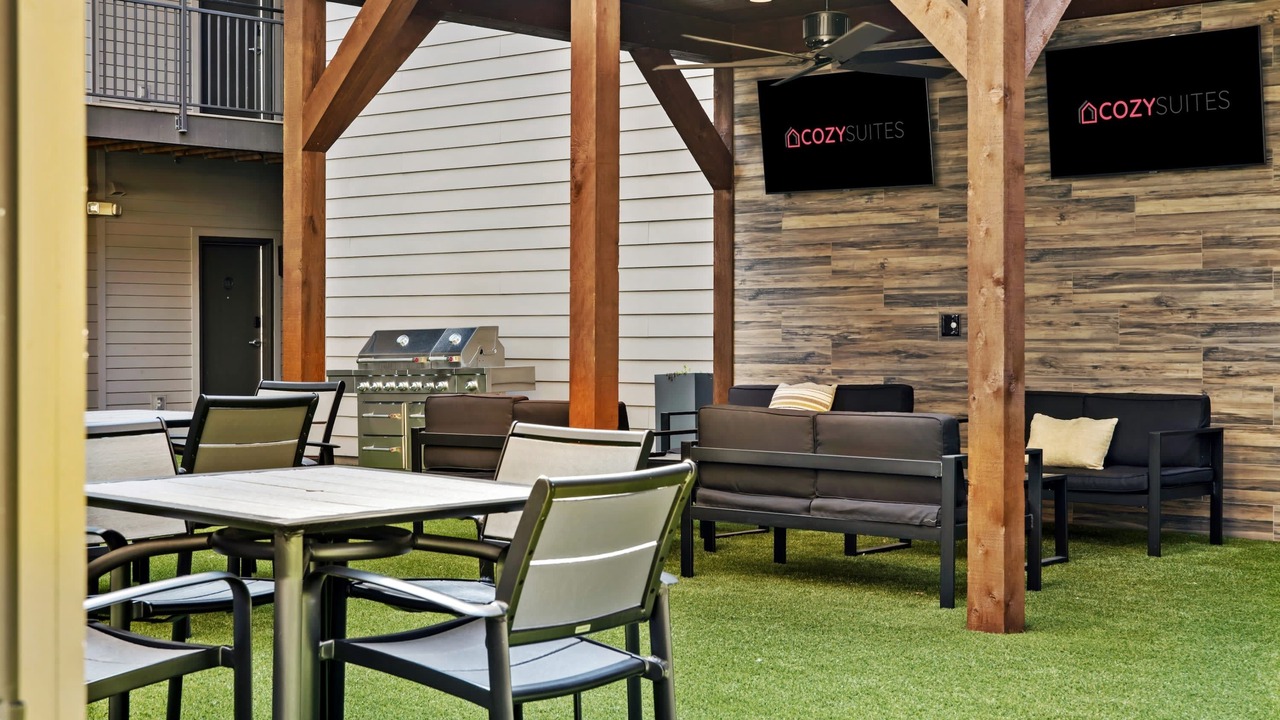 Photo of Outdoor in Music Row