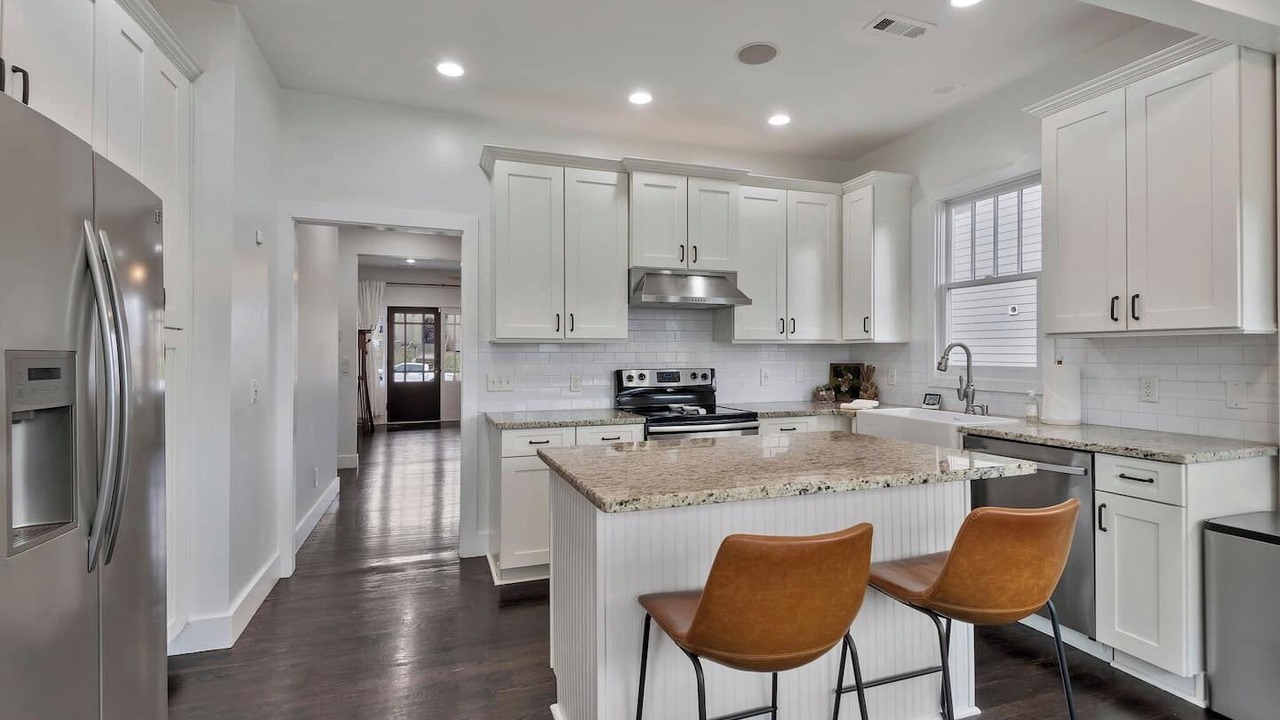 Photo of Kitchen in Eighth Avenue