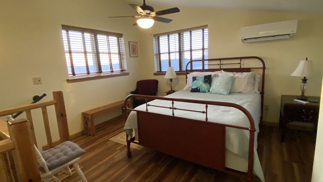 Photo of Bedroom in Alto Pass