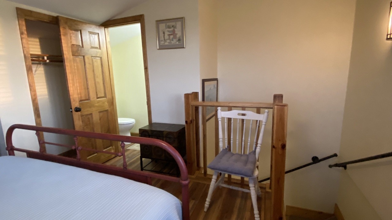 Photo of Bedroom in Alto Pass