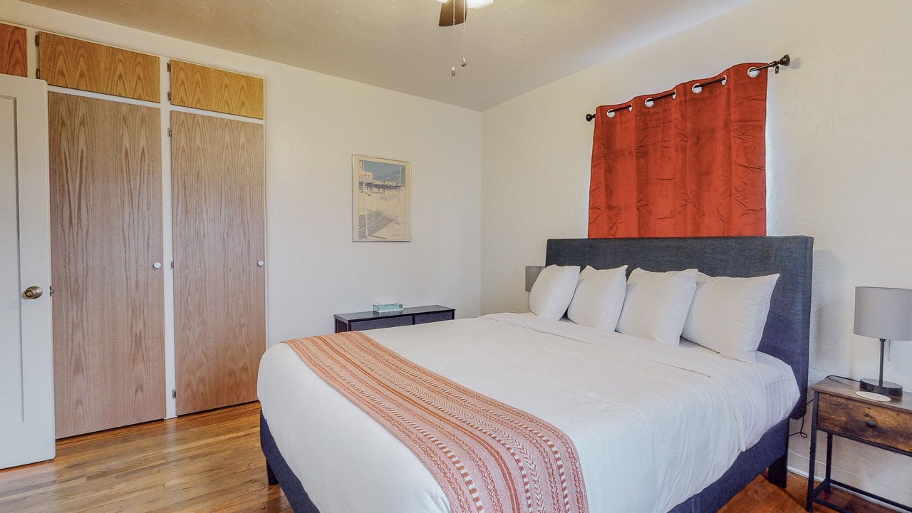 Photo of Bedroom in Nob Hill
