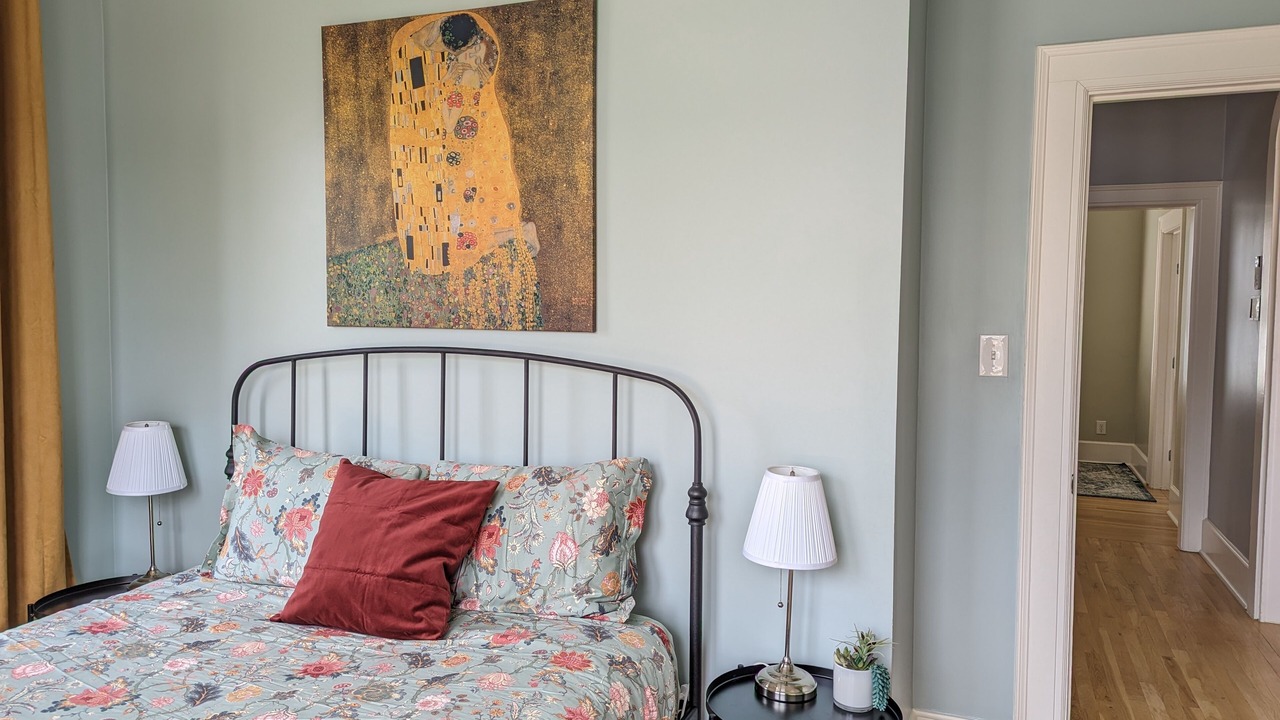 Photo of Bedroom in North Loop