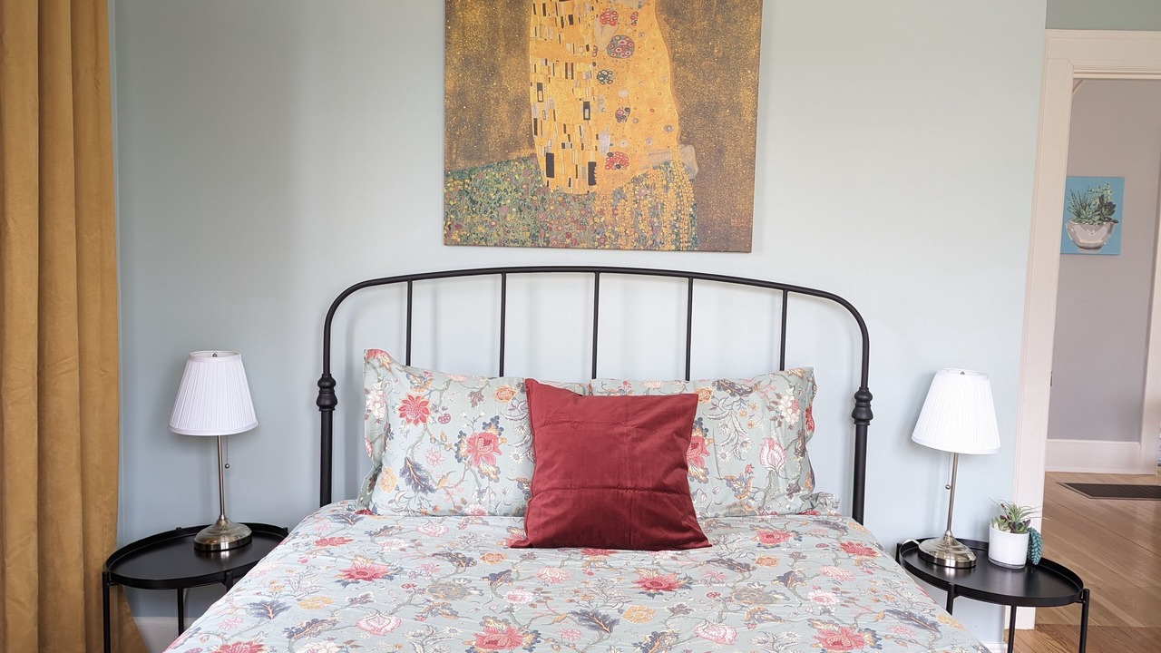 Photo of Bedroom in North Loop