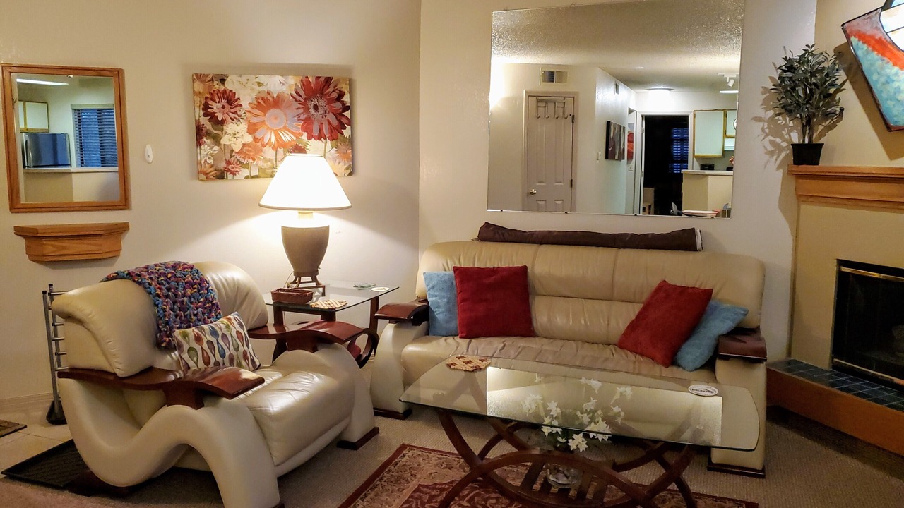 Photo of Livingroom in Englewood