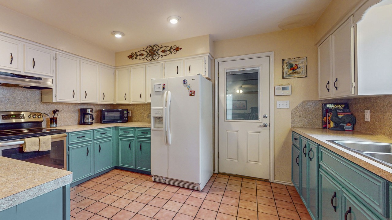 Photo of Kitchen in Laguna Vista