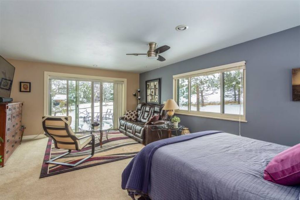 Photo of Bedroom in Golden