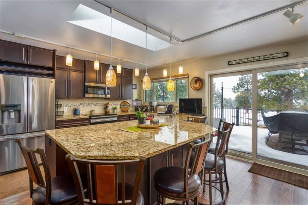 Photo of Kitchen in Golden