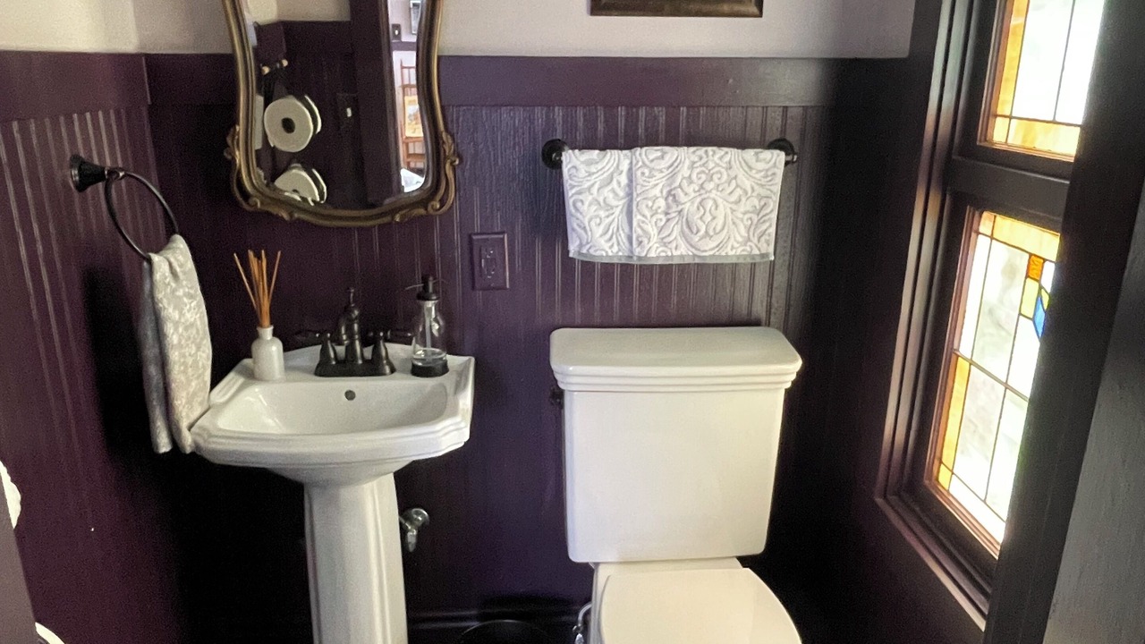Photo of Bathroom in Cobden