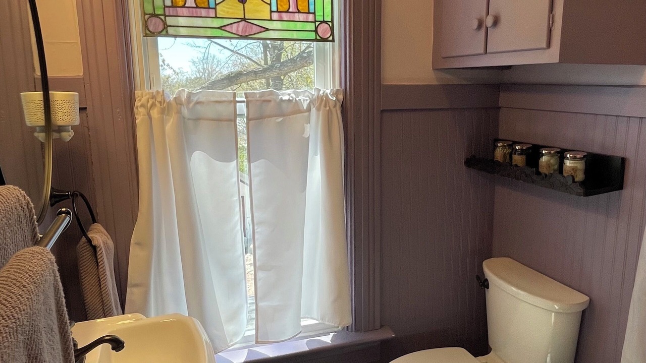Photo of Bathroom in Cobden