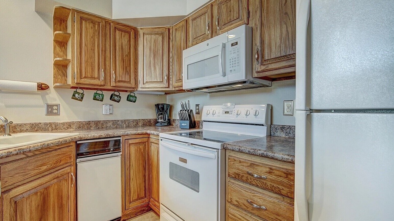 Photo of Kitchen in Summit Cove