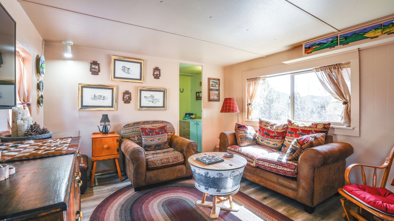 Photo of Livingroom in Cripple Creek