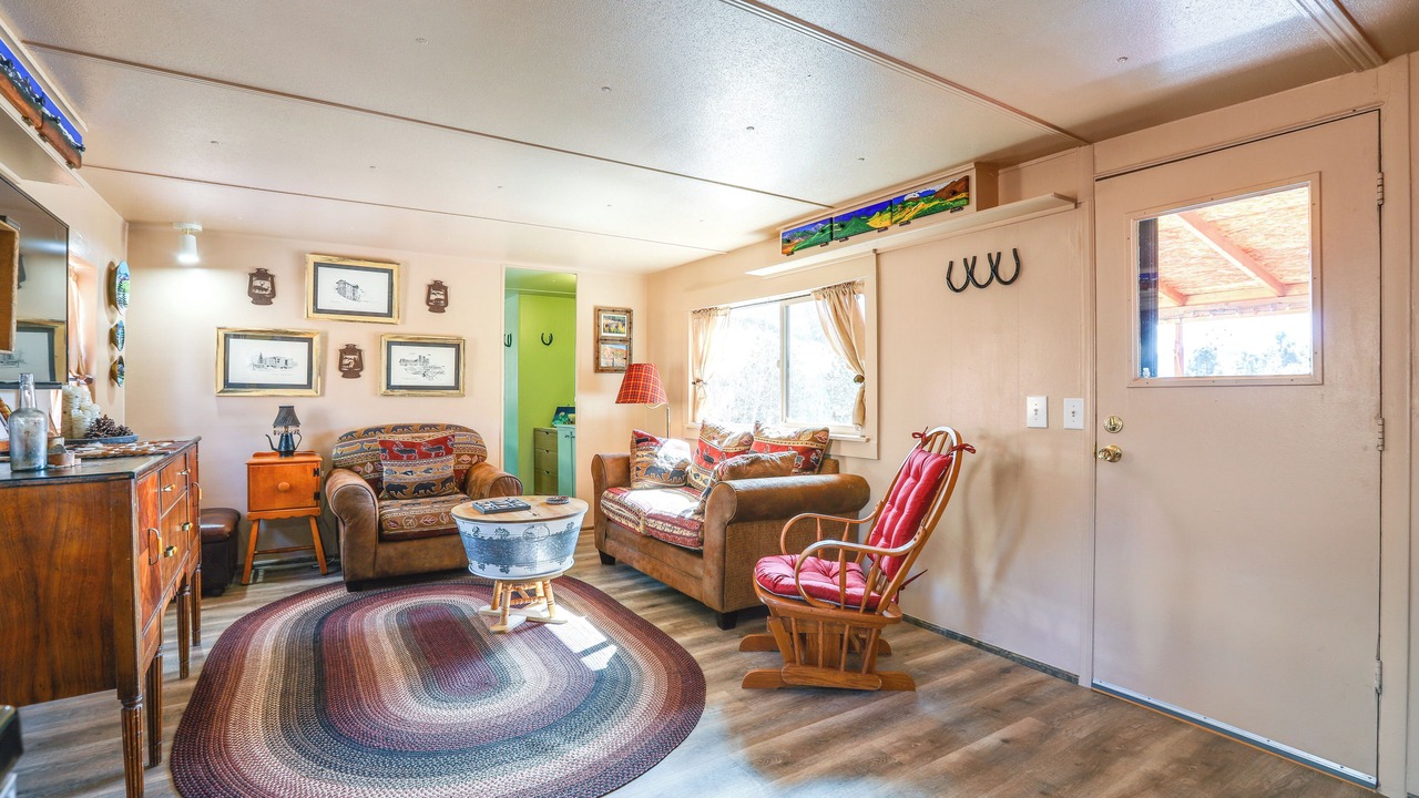 Photo of Livingroom in Cripple Creek