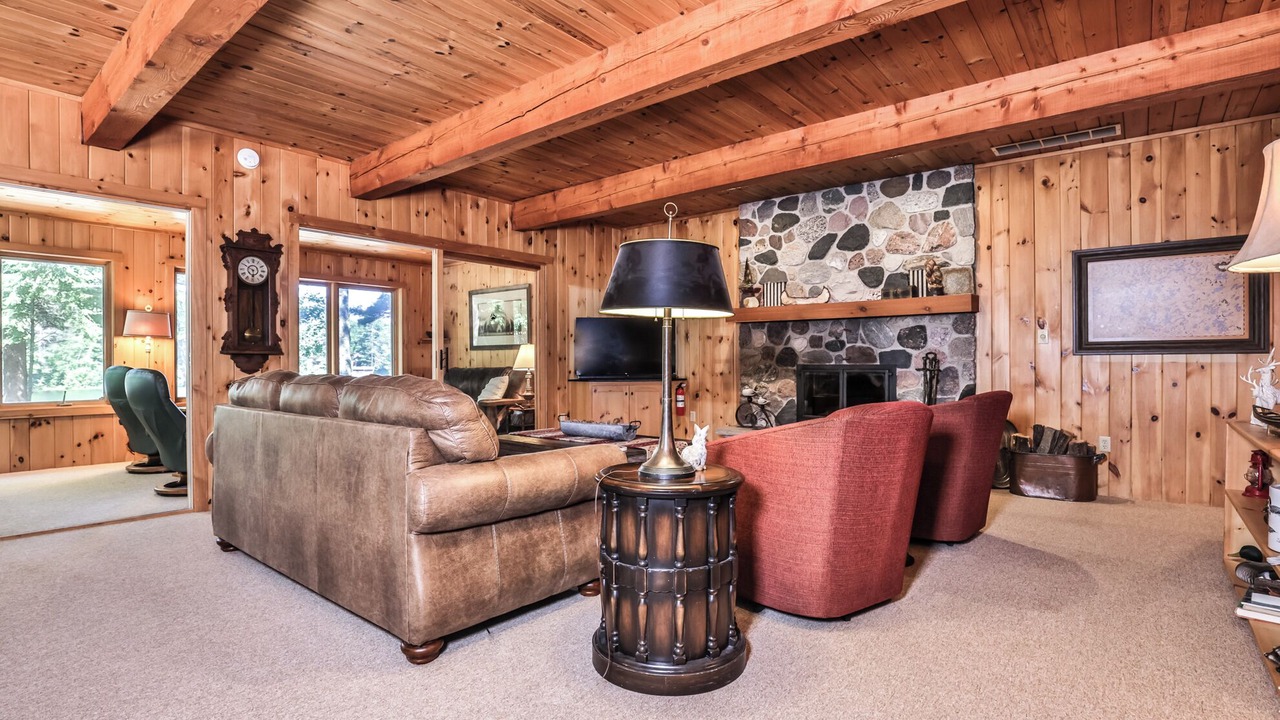 Photo of Bedroom in Minocqua