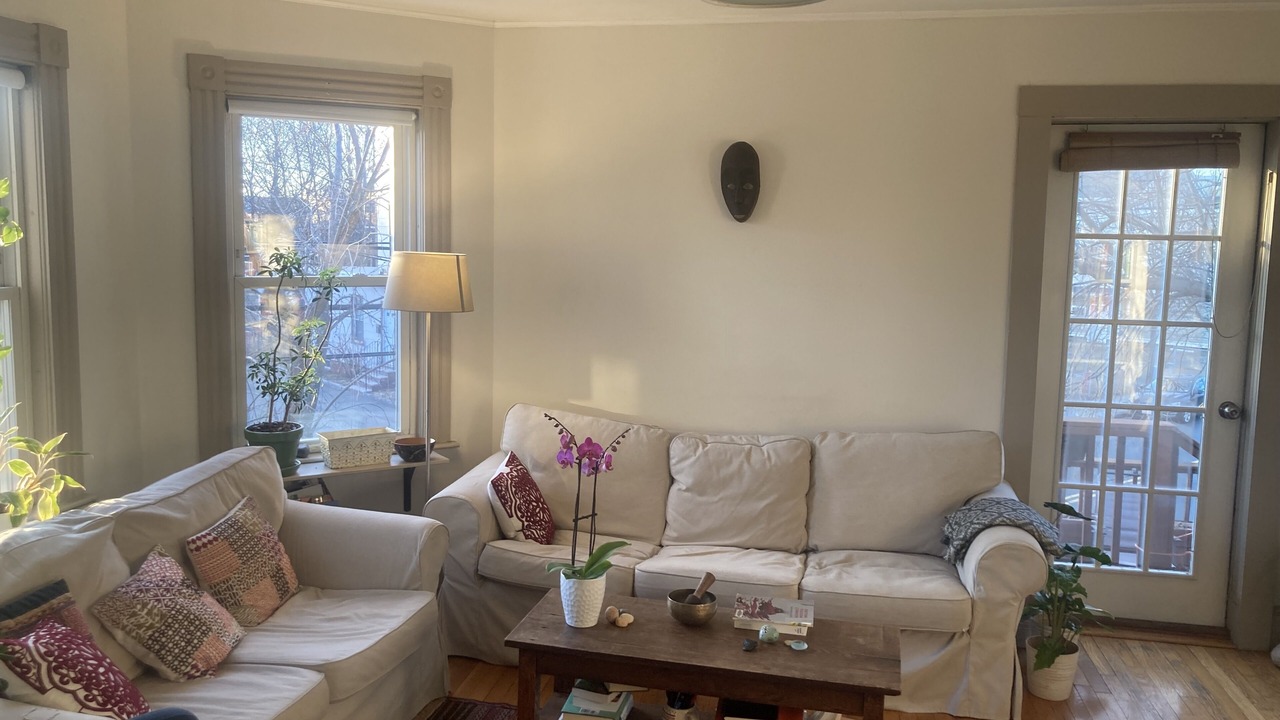 Photo of Livingroom in North Cambridge