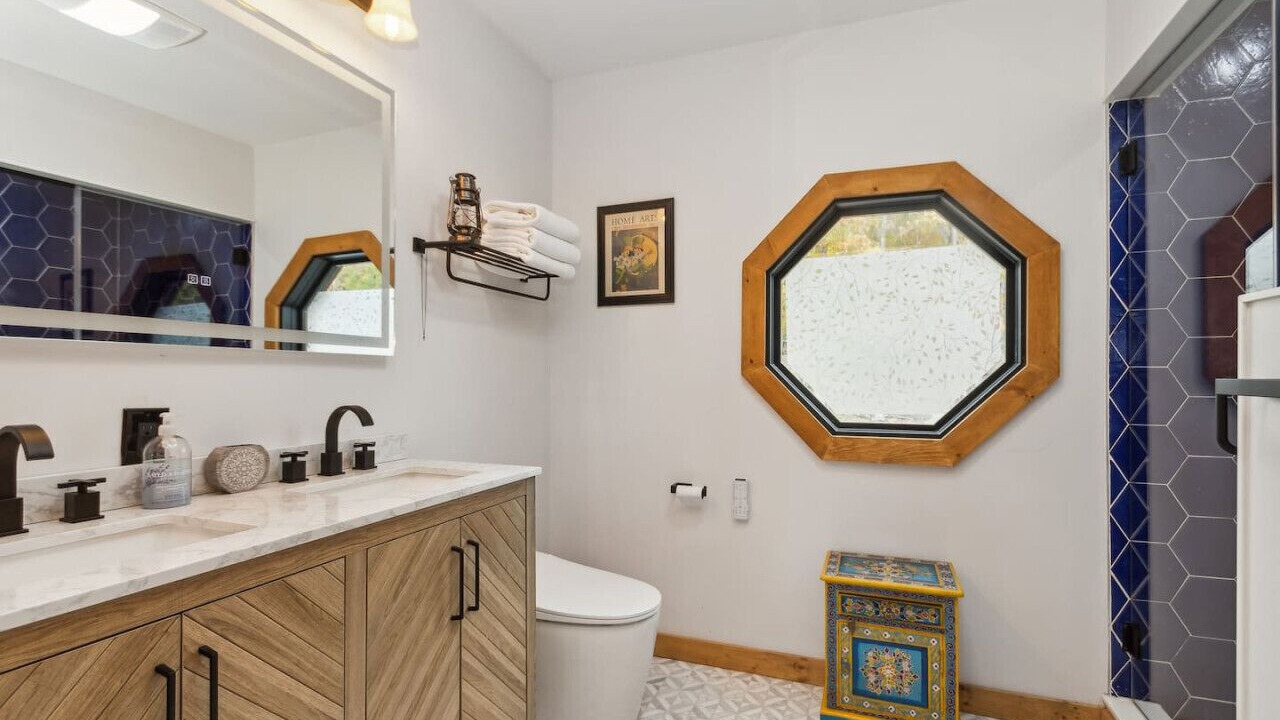 Photo of Bathroom in Hunter