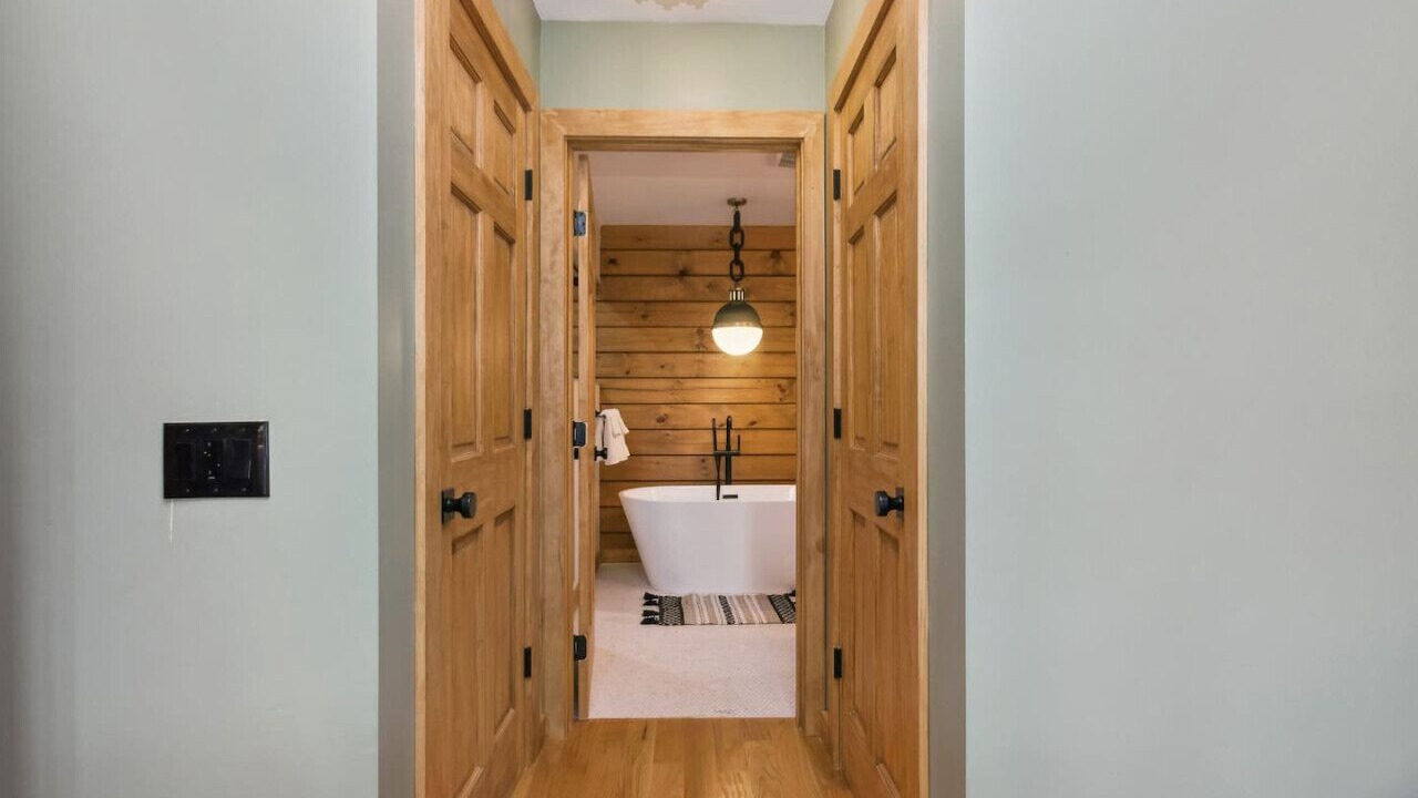 Photo of Bathroom in Hunter