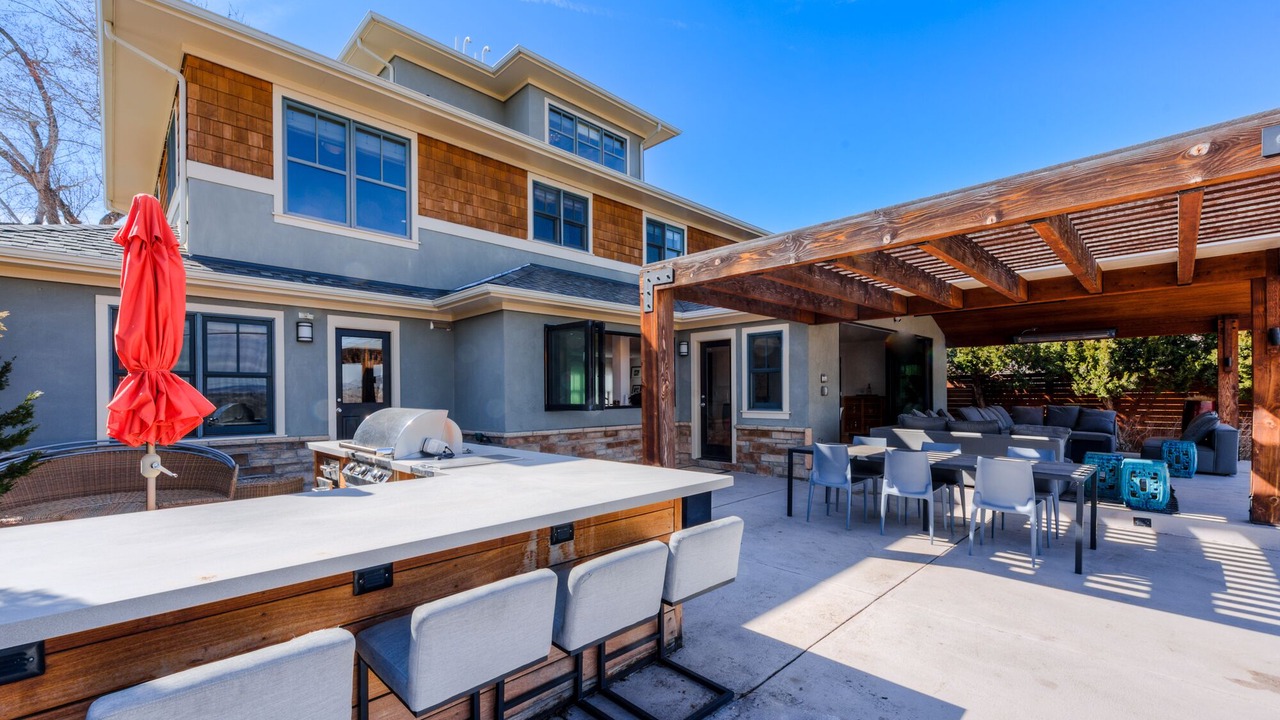 Photo of Outdoor in Panorama Heights