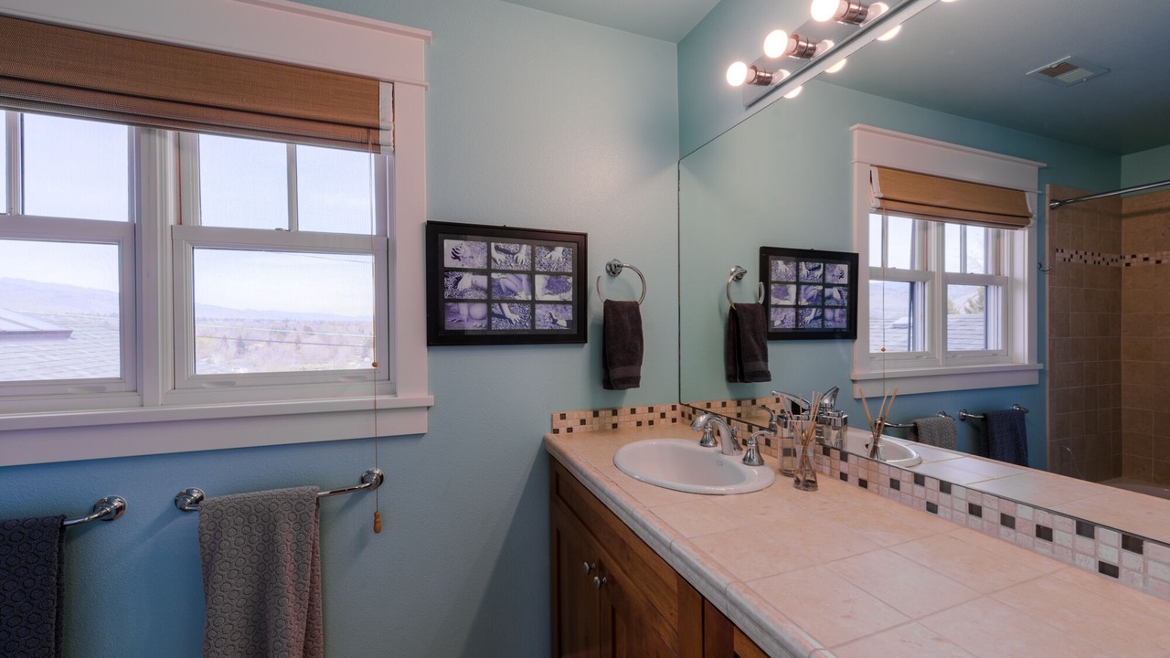 Photo of Bathroom in Panorama Heights