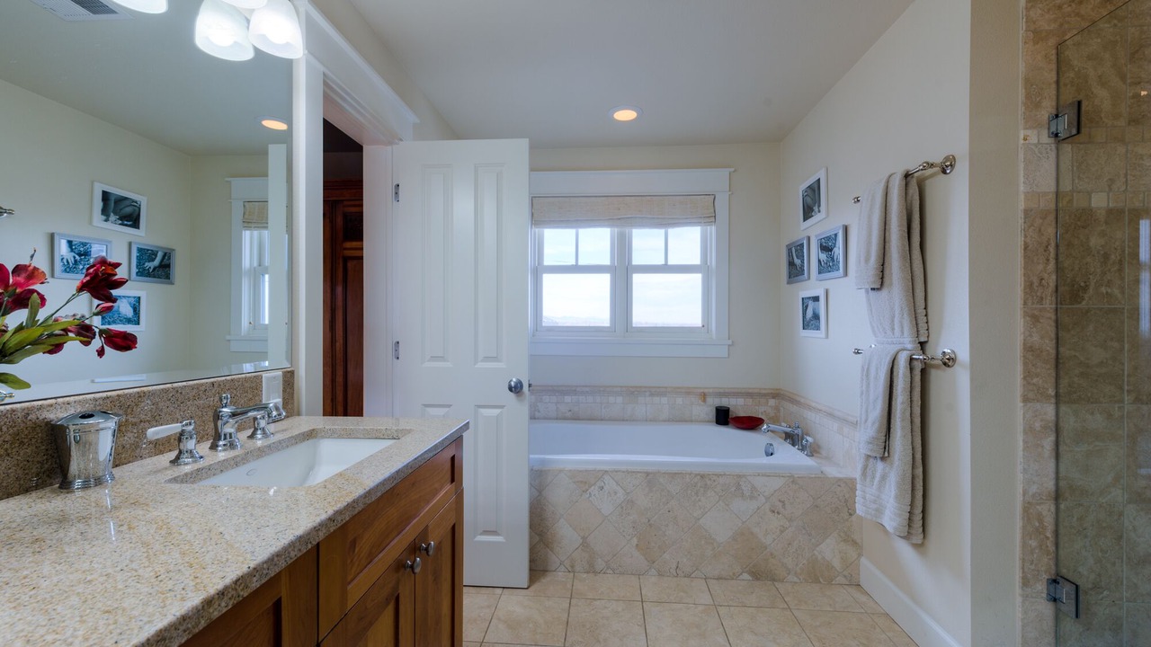 Photo of Bathroom in Panorama Heights