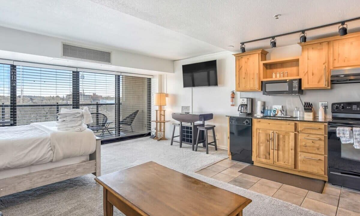 Photo of Bedroom in Central Colorado Springs
