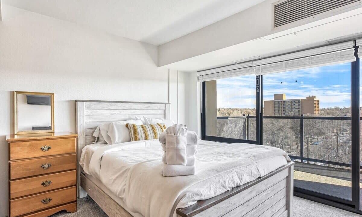 Photo of Bedroom in Central Colorado Springs