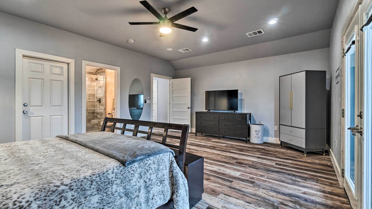 Photo of Bedroom in Comanche Trail Estates