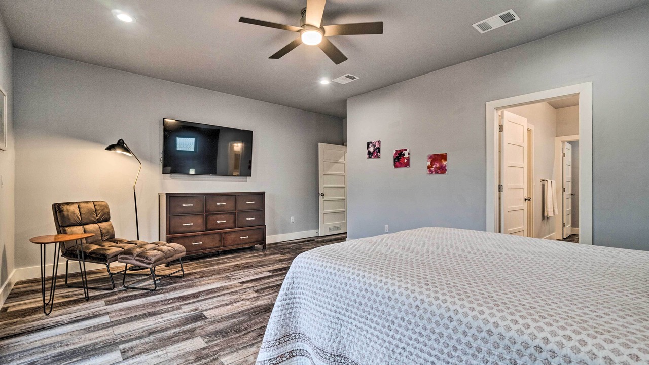 Photo of Bedroom in Comanche Trail Estates