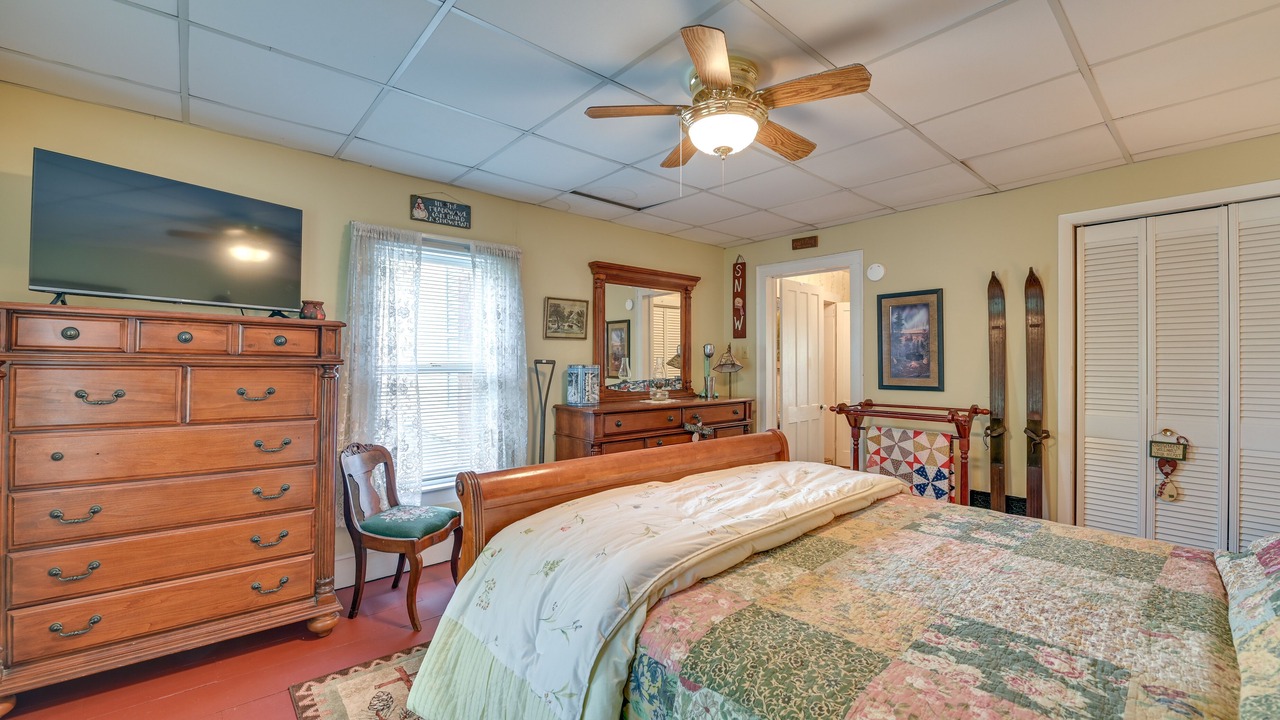 Photo of Bedroom in Warrensburg