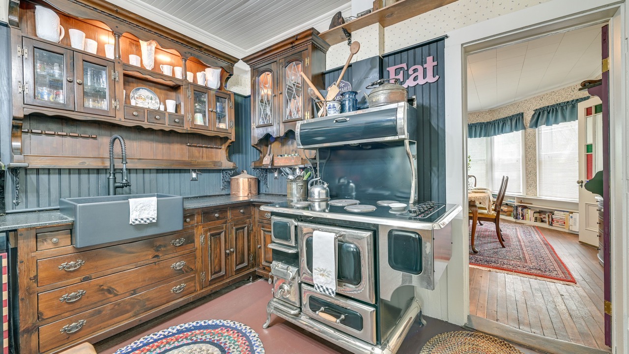 Photo of Kitchen in Warrensburg