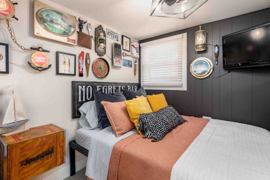Photo of Bedroom in Lakeview