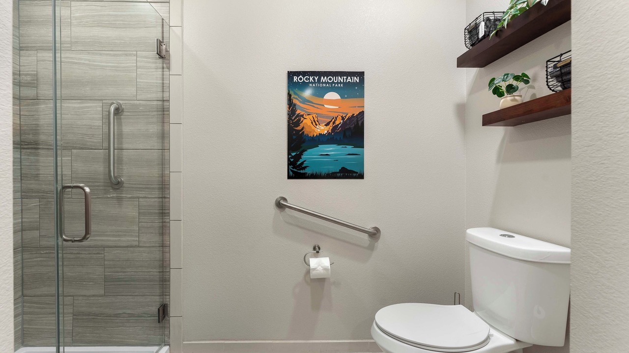Photo of Bathroom in Golden