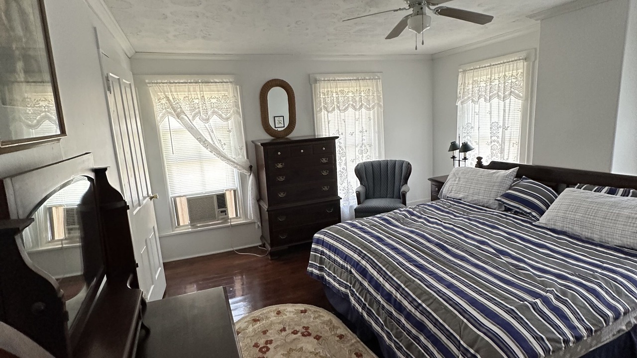 Photo of Bedroom in Glouster