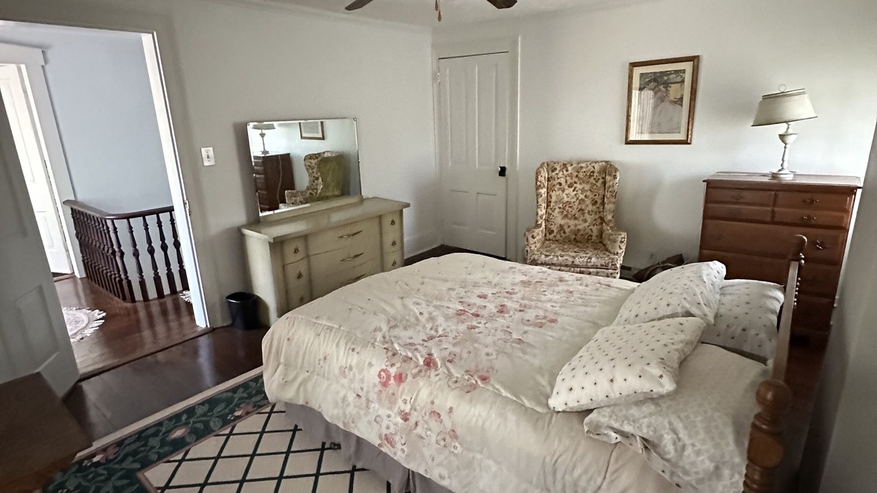Photo of Bedroom in Glouster