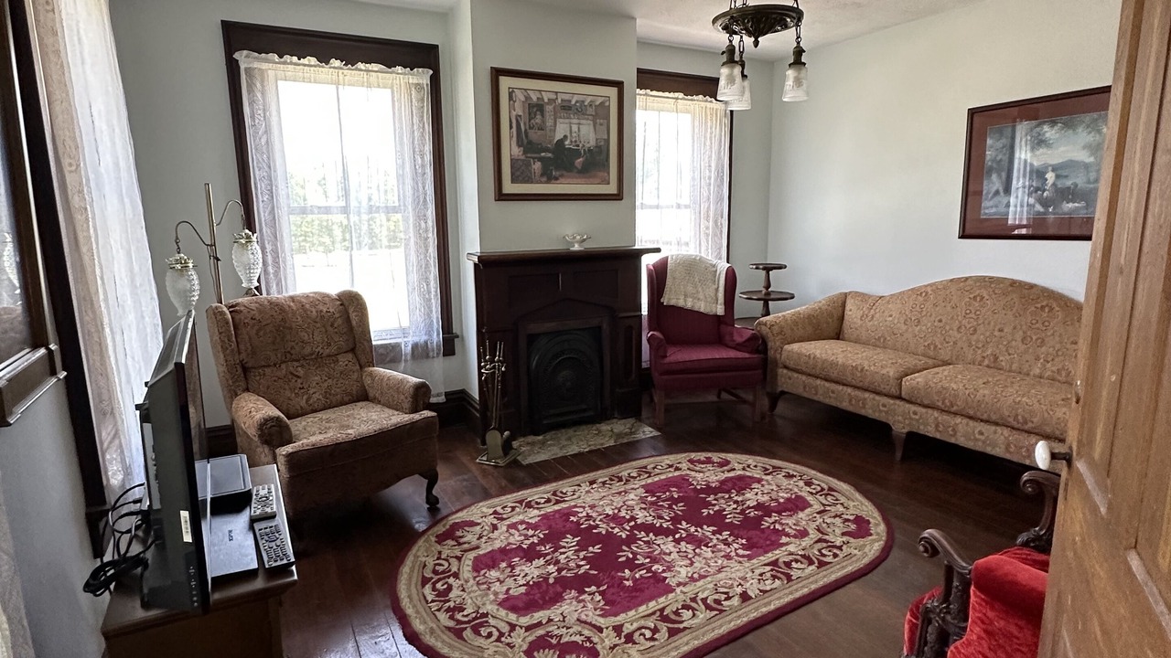 Photo of Livingroom in Glouster