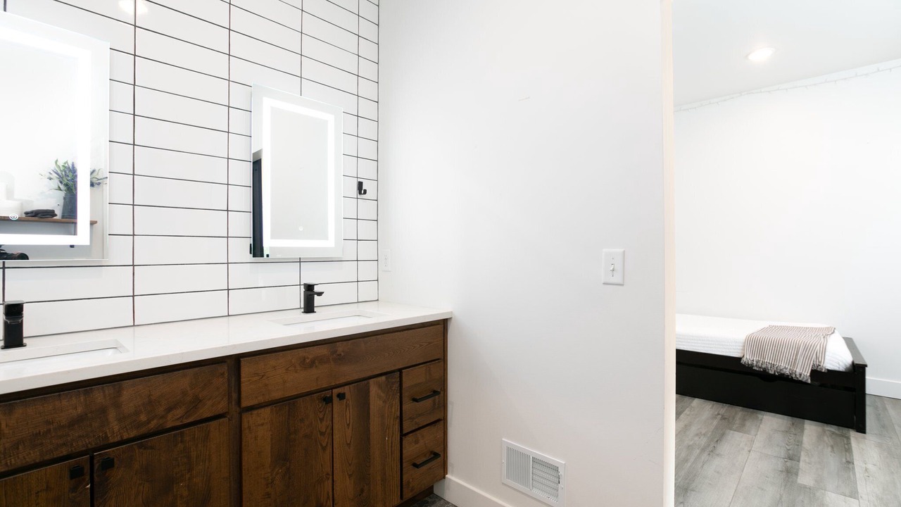 Photo of Bathroom in Niles