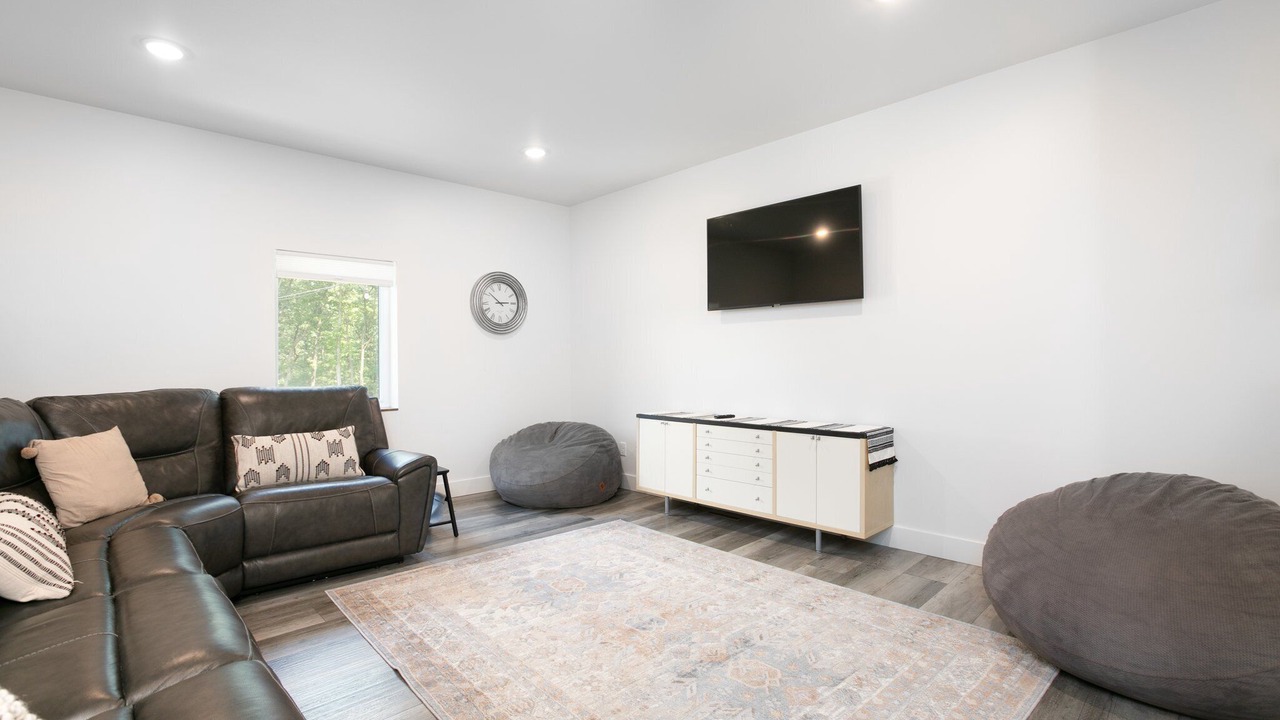 Photo of Bedroom in Niles