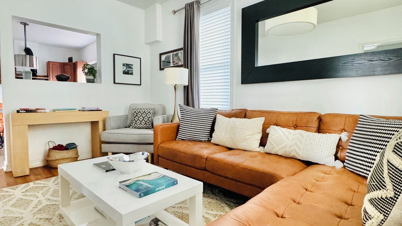 Photo of Livingroom in Villa Park