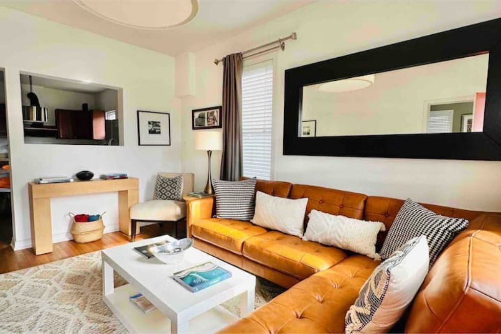 Photo of Livingroom in Villa Park